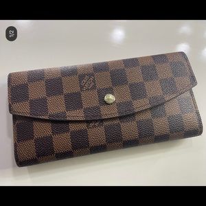 Brown checkered wallet
